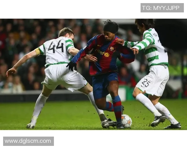 如何在见到足球明星时表现得自然又不失礼貌的五个实用技巧